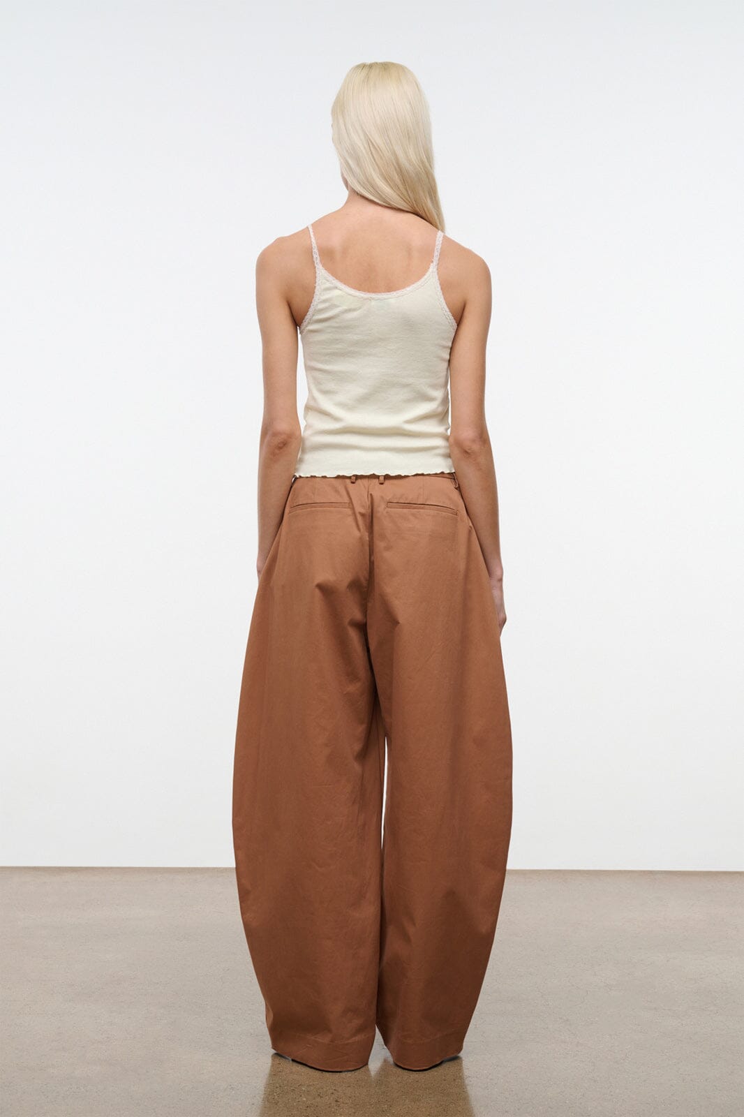 ELIAS PANT | CAROB
