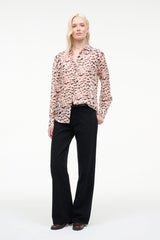 ROXBURY SILK SHIRT | ALMOND BLACK
