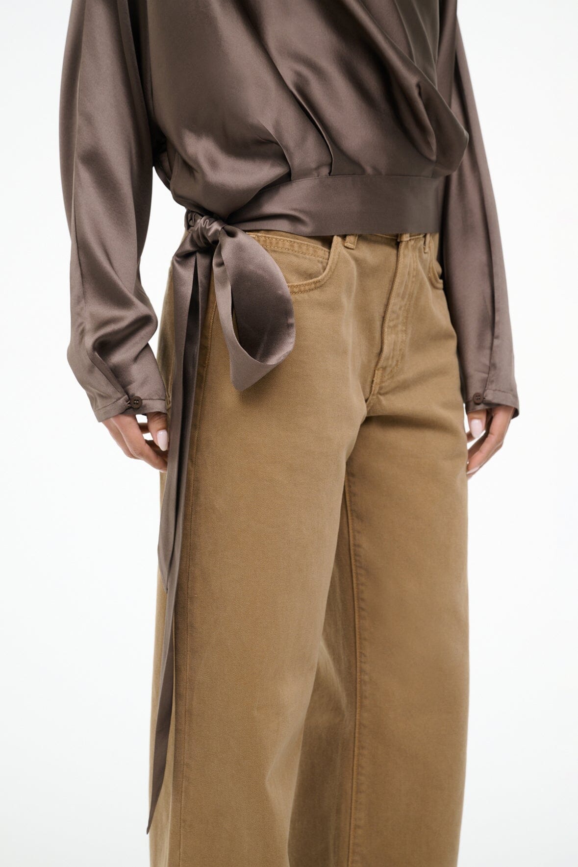 PHOEBE SILK TOP | TRUFFLE